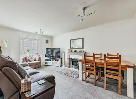 Kingsfield Way, Redhill