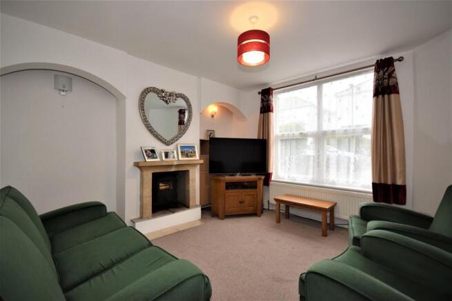 SITTING ROOM.JPG