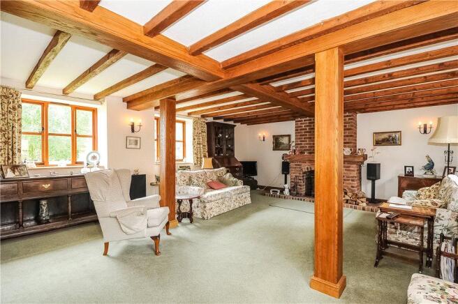 02 Sitting Room