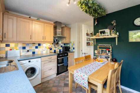 Leith View, North Holmwood