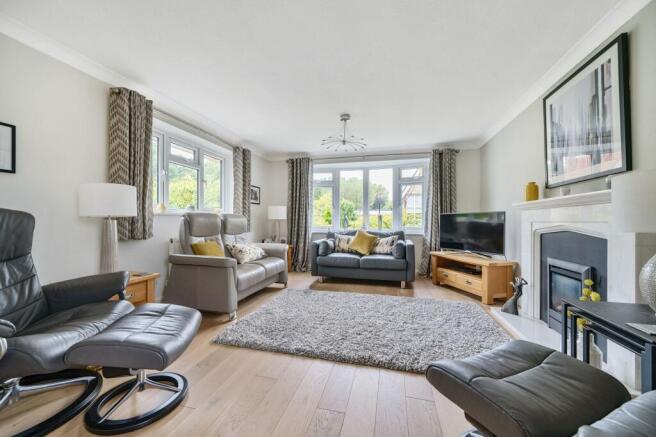 Sitting / Dining Room