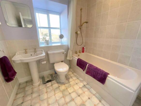Family bathroom