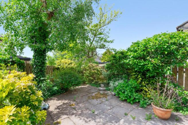 4 bed Detached for sale Image 4
