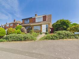 62, Bodiam Avenue, Gloucester GL4 0TL