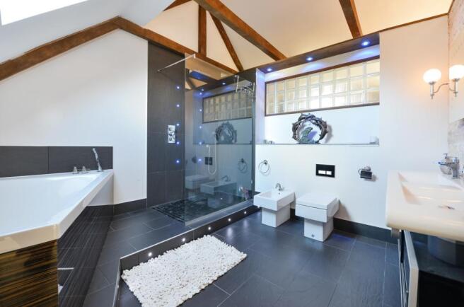 Bedroom 1 En-Suite 