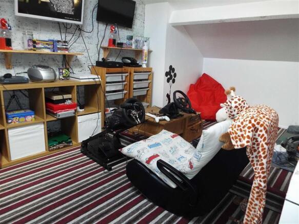 LOFT