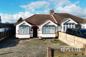 177, Parkside Avenue, Romford RM1 4NL