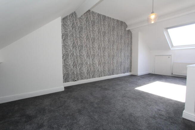 3 bed Terraced to rent Image 11