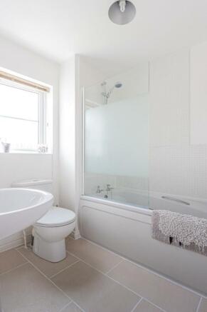 En Suite Bathroom
