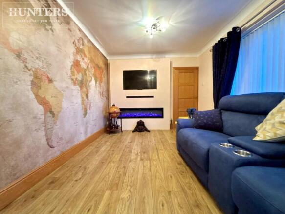 4 bed Detached Bungalow for sale Image 10