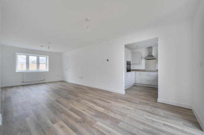 1435035-4-69cc135...