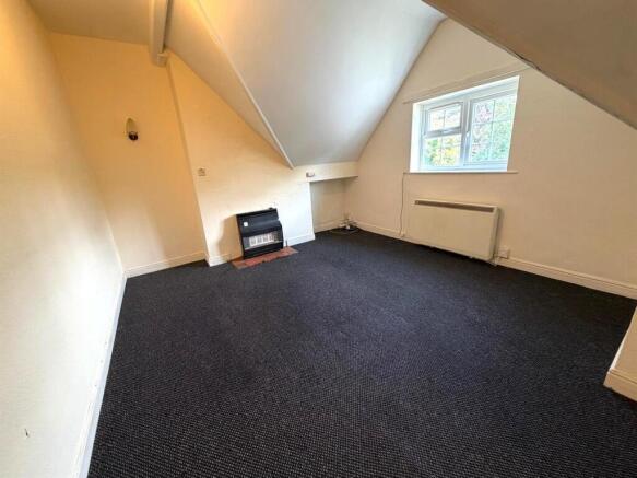 LOUNGE BEDROOM