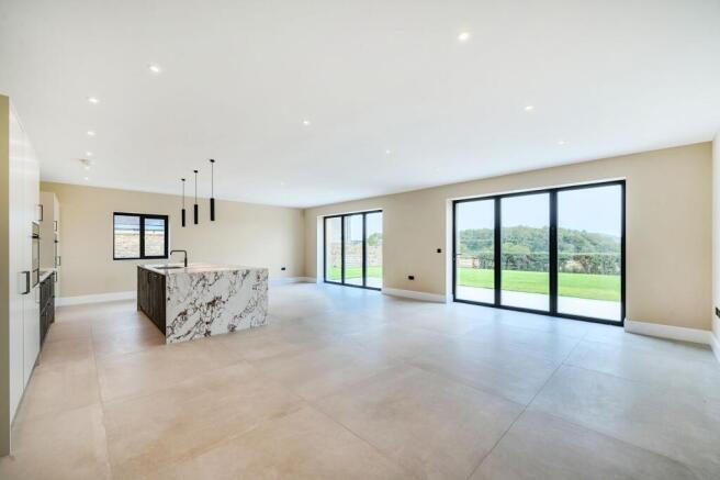 4 bed Barn Conversion for sale Image 11
