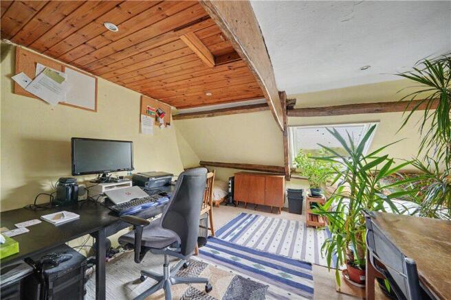 3 bed Terraced for sale Image 7