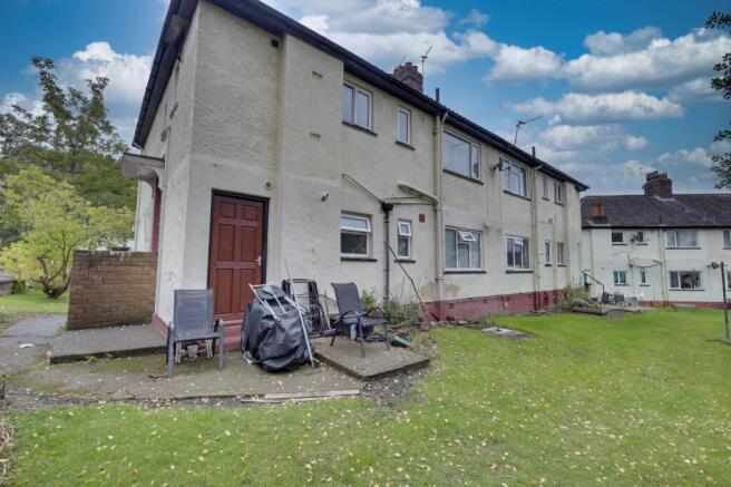 2 bed Flat to rent Image 8