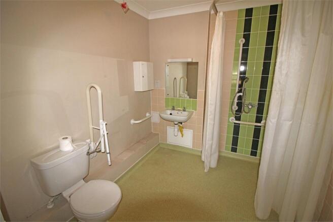 Photo 8