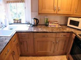 REFITTED KITCHEN 10'11 x 8'8 max