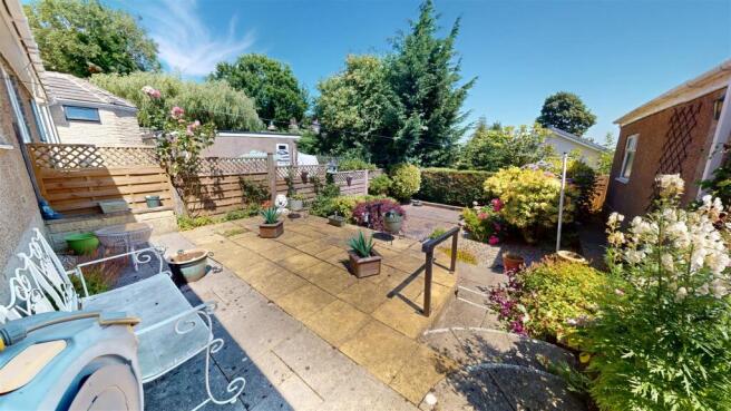 2 bed Semi-Detached Bungalow for sale Image 8
