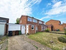 16, Woodhurst Road, Stanground, Peterborough PE2 8PF