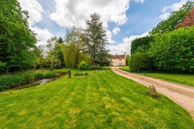 Mill Farm, Mill Lane, Weston Turville, Buckinghamshire, HP22 5RG