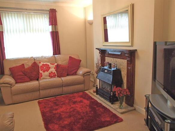 LOUNGE-PHOTO