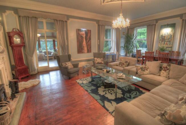 Lounge 1