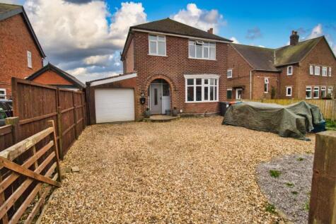 School Road, Meadowbank, Winsford