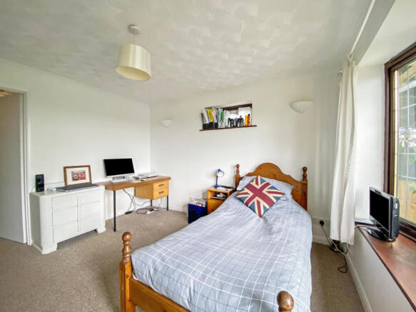 Photo 9