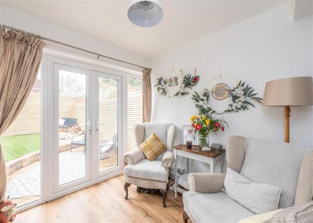 10 Grange Park-6.jpg