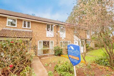 Longlands Way, Camberley