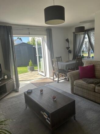 Living Room2.jpg