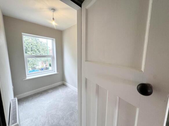 3 bed Semi-Detached to rent Image 12