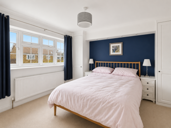 4 bed Detached for sale Image 9