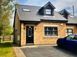 3, Kinder View Close, Stockport SK12 2GF
