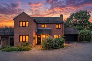 3, Castle Lane, Ipswich IP7 6DE
