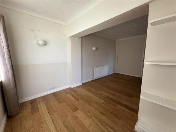 entrance hallway.jpeg