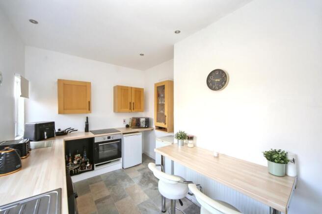 3 bed Terraced for sale Image 6