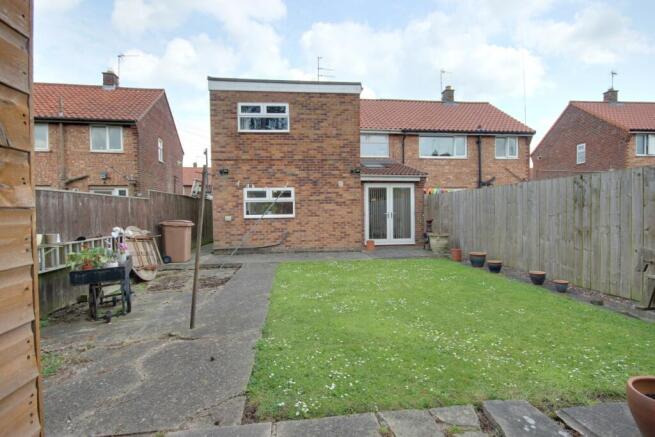 3 bed Semi-Detached for sale Image 6