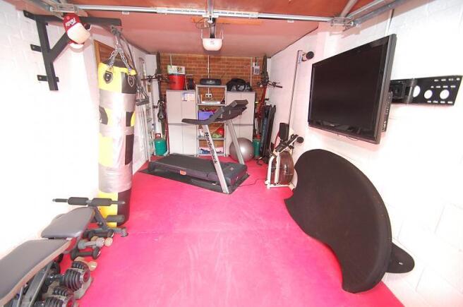 Garage/Gym