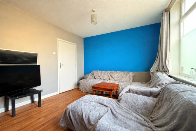 Liiving room.png