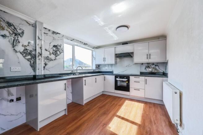 Fitted Kitchen