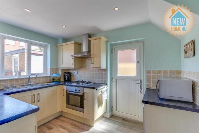 KITCHEN: