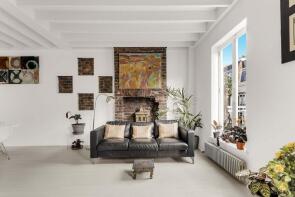 16, St Luke's Mews, London W11 1DF