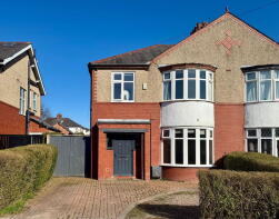 16, Meadway, Preston PR1 0JL