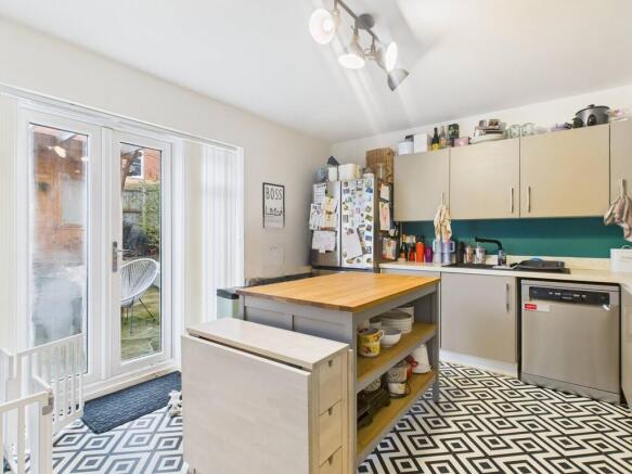 CAM02169G0-PR0434...