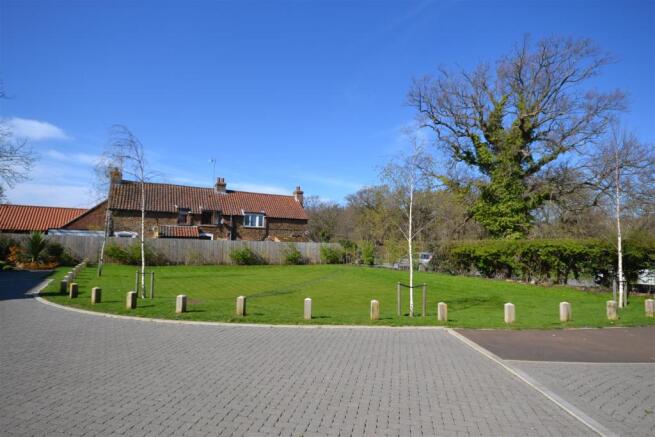 Communal Green