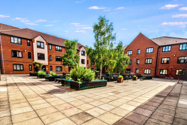 102 Parmentergate Court, St John Street, Norwich, NR1 1PF