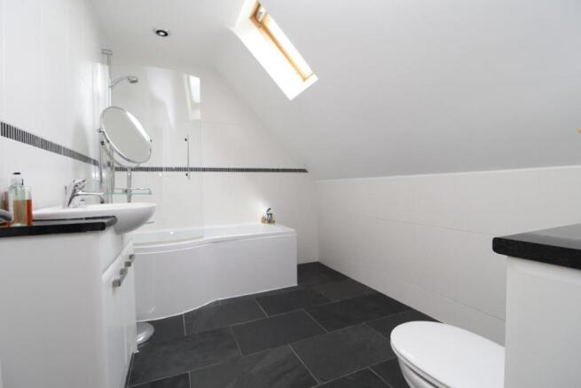 HOUSE BATHROOM/W.C.