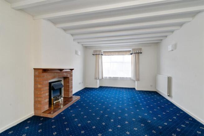 20 Farnborough Drive_3.jpg