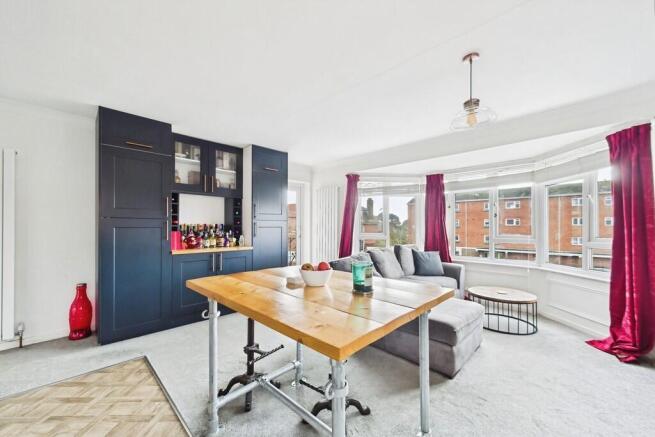 ee4d050c-CAM01085...